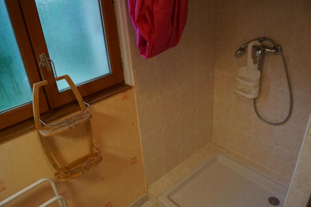 La Petite Maison Dans La Prairie Cassaignes Exteriér fotografie