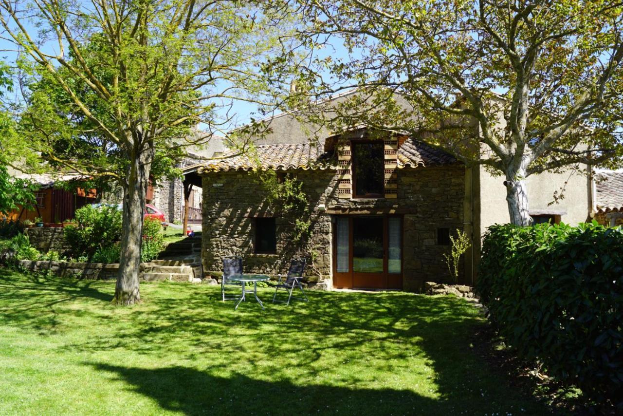 La Petite Maison Dans La Prairie Cassaignes Exteriér fotografie