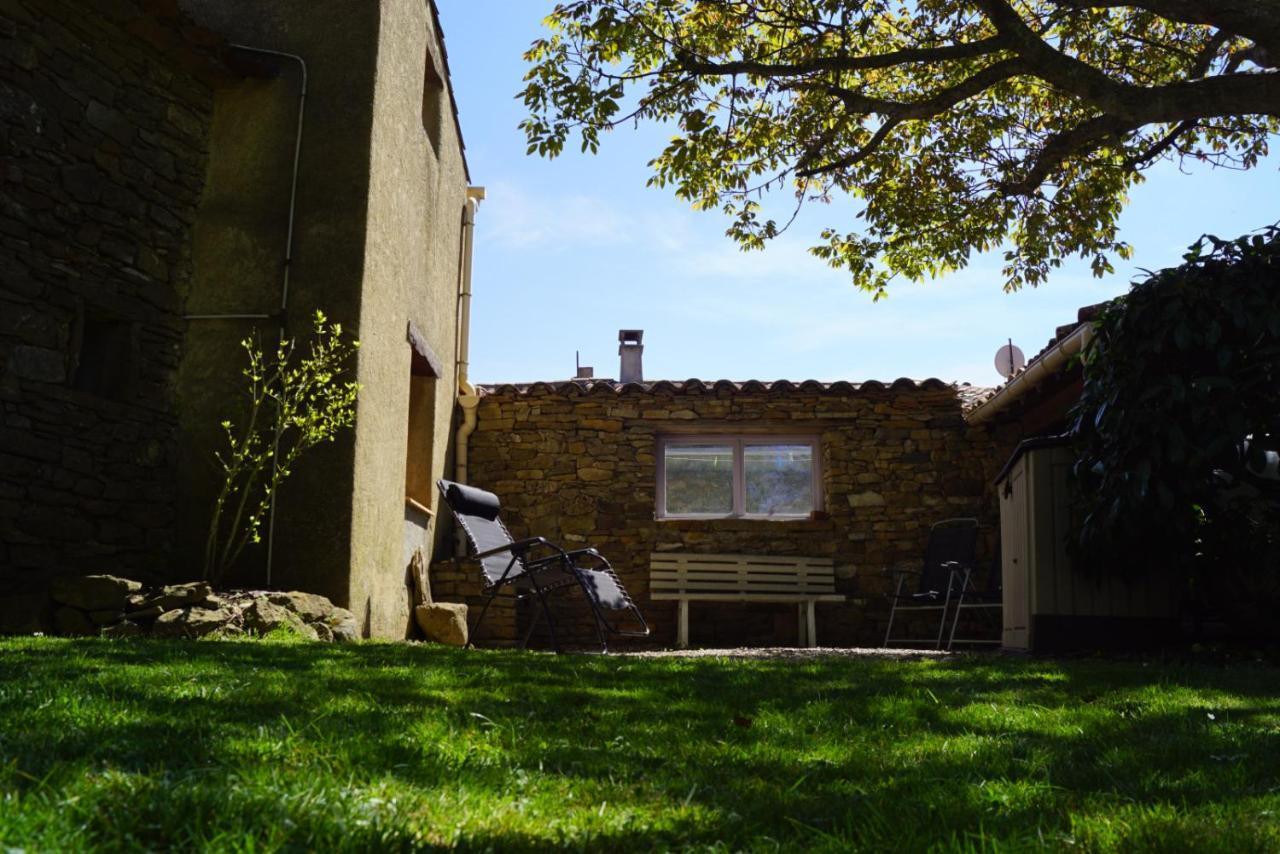 La Petite Maison Dans La Prairie Cassaignes Exteriér fotografie